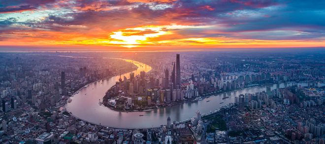 有“苏超”的长三角将逼近世界第一