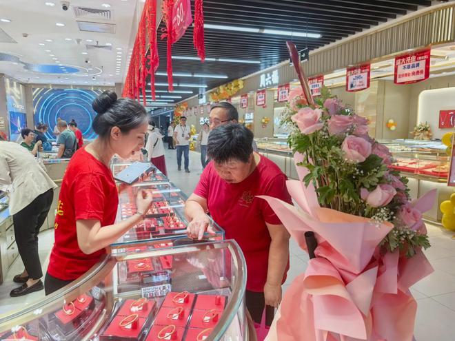 第二批调改店开业 物美从胖东来学到了什么