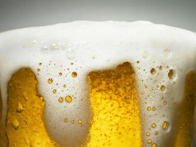 王志斌谢幕，黄文胜接棒：珠江啤酒“困守”华南待破局