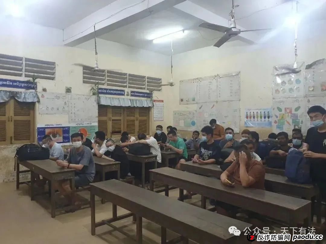 场面震撼！柬埔寨电诈园区上演集体大逃亡！