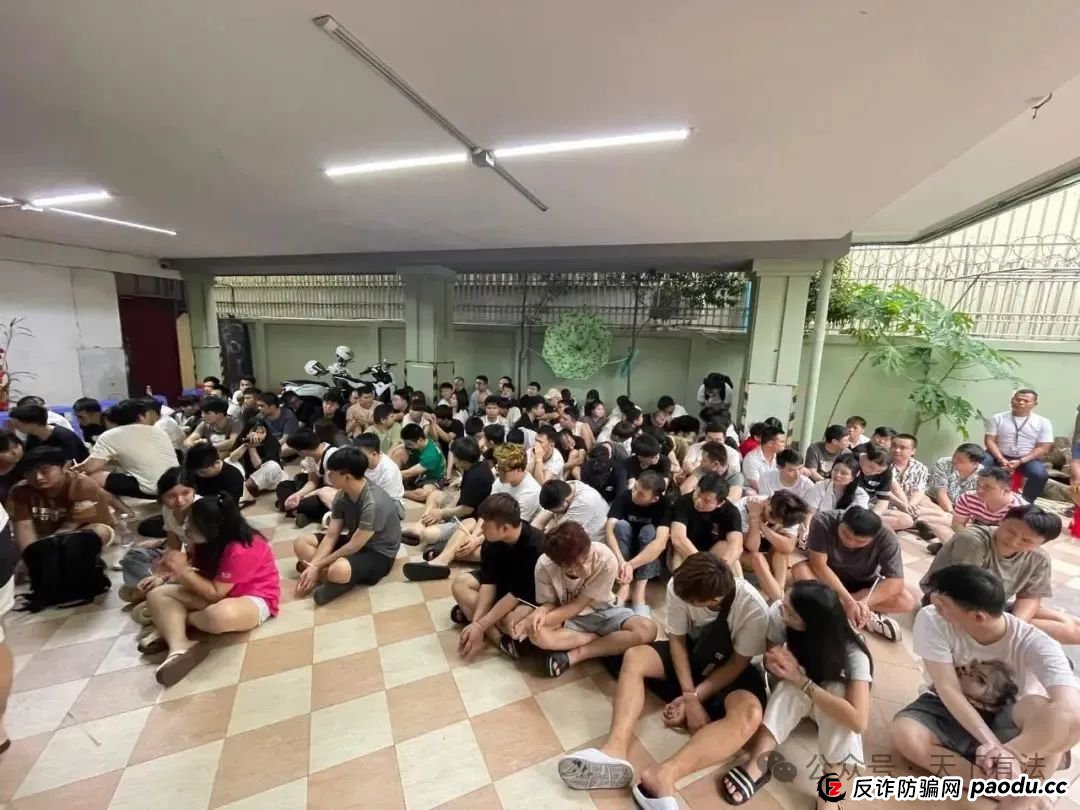 场面震撼！柬埔寨电诈园区上演集体大逃亡！
