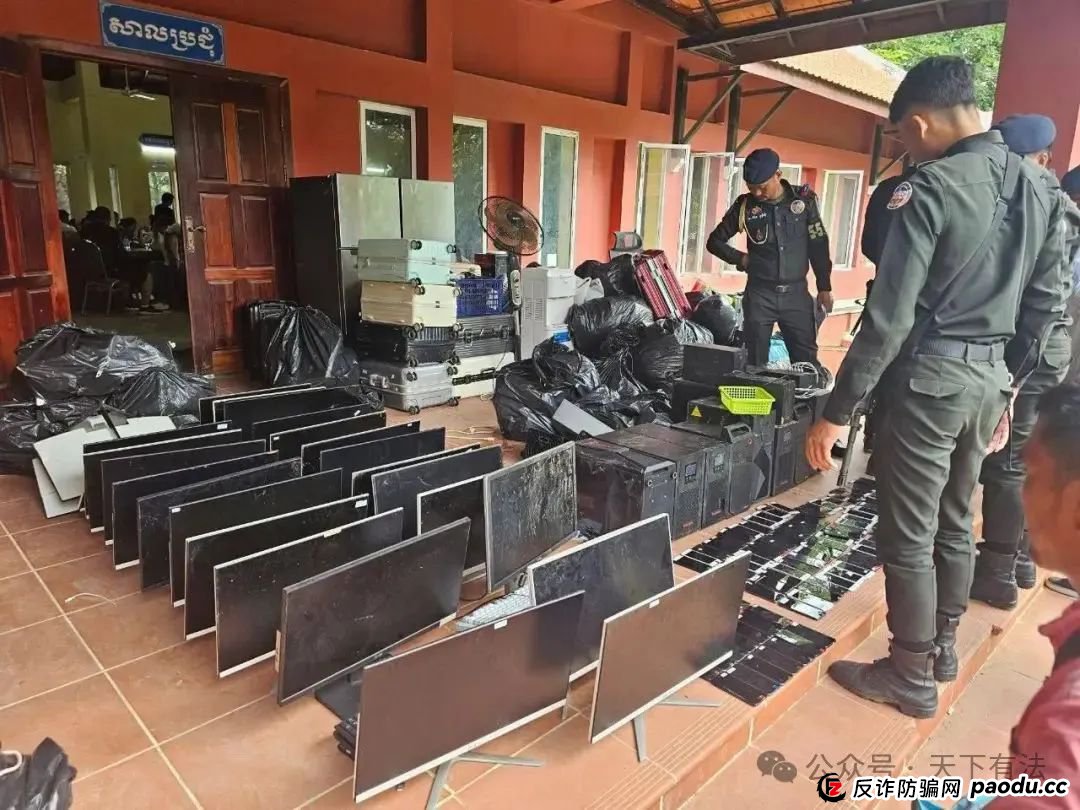 场面震撼！柬埔寨电诈园区上演集体大逃亡！