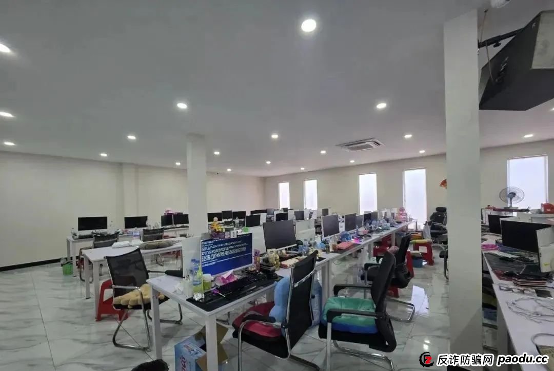 场面震撼！柬埔寨电诈园区上演集体大逃亡！