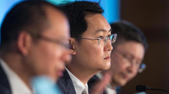 腾讯独大吃肉，字节追进喝汤