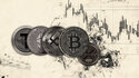 比特币跌至10.7万美元，XRP、BNB和SOL均大幅下跌。(1)